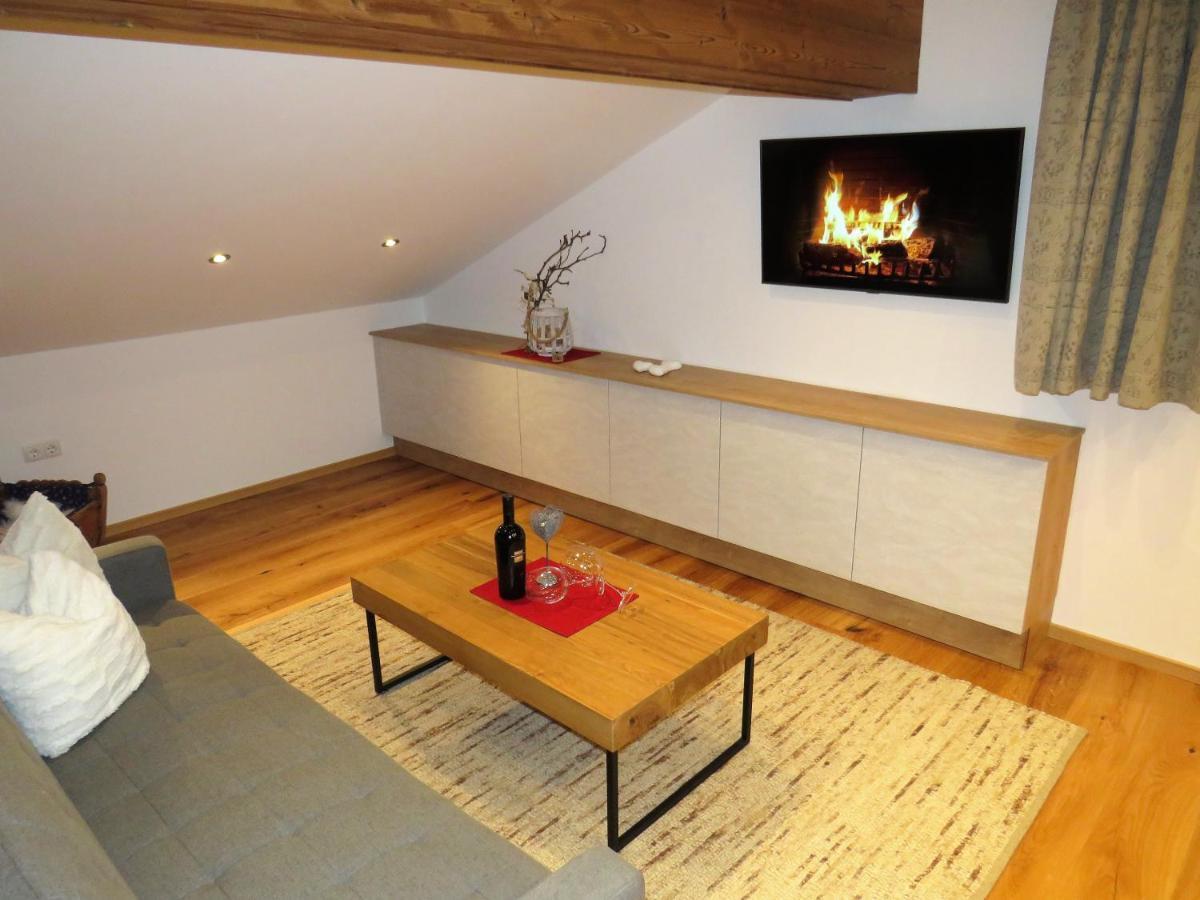 Haus Hubertus - Gaestehaus Sahler Partenen Luaran gambar