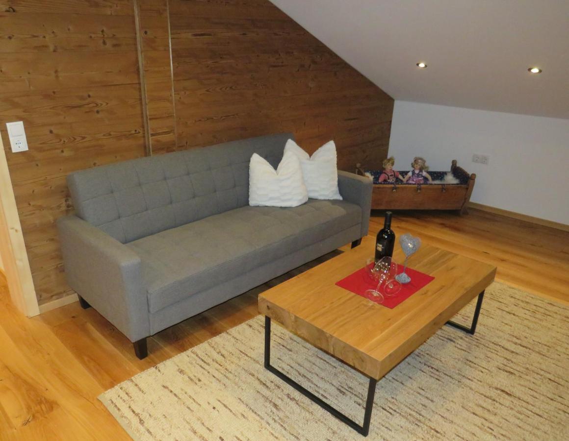 Haus Hubertus - Gaestehaus Sahler Partenen Luaran gambar